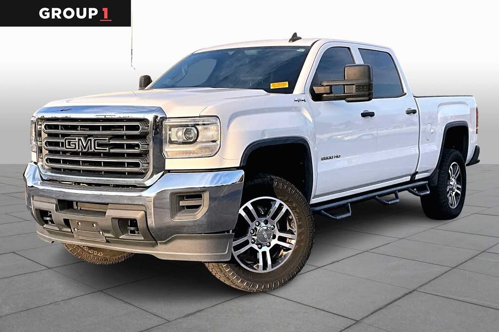 2018 GMC Sierra 2500HD Base Crew Cab SB 4WD