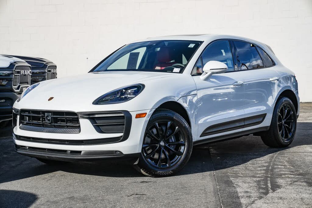 2023 Porsche Macan