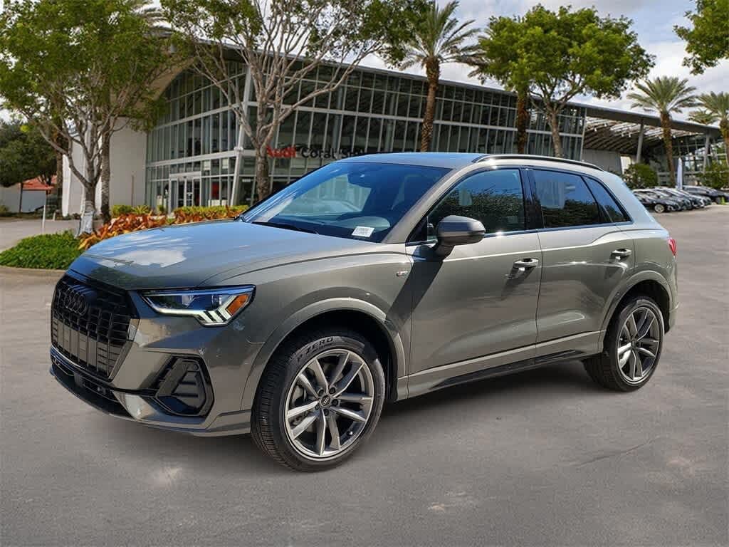 2025 Audi Q3 quattro Premium S Line 45 TFSI