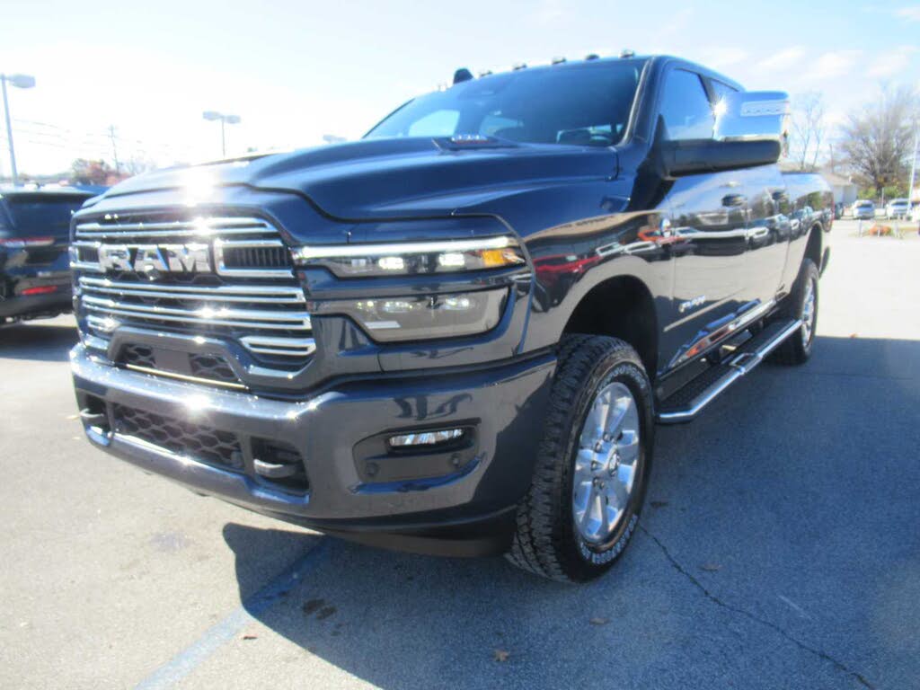 2026 RAM 2500 Laramie Crew Cab 4WD