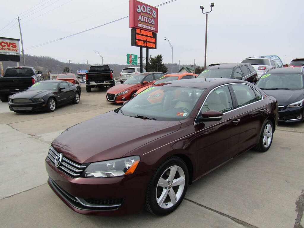 2013 Volkswagen Passat SE with Sunroof