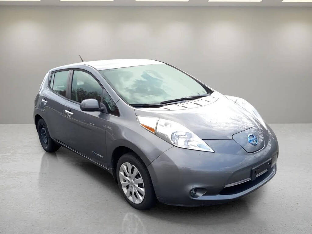 2017 Nissan LEAF S