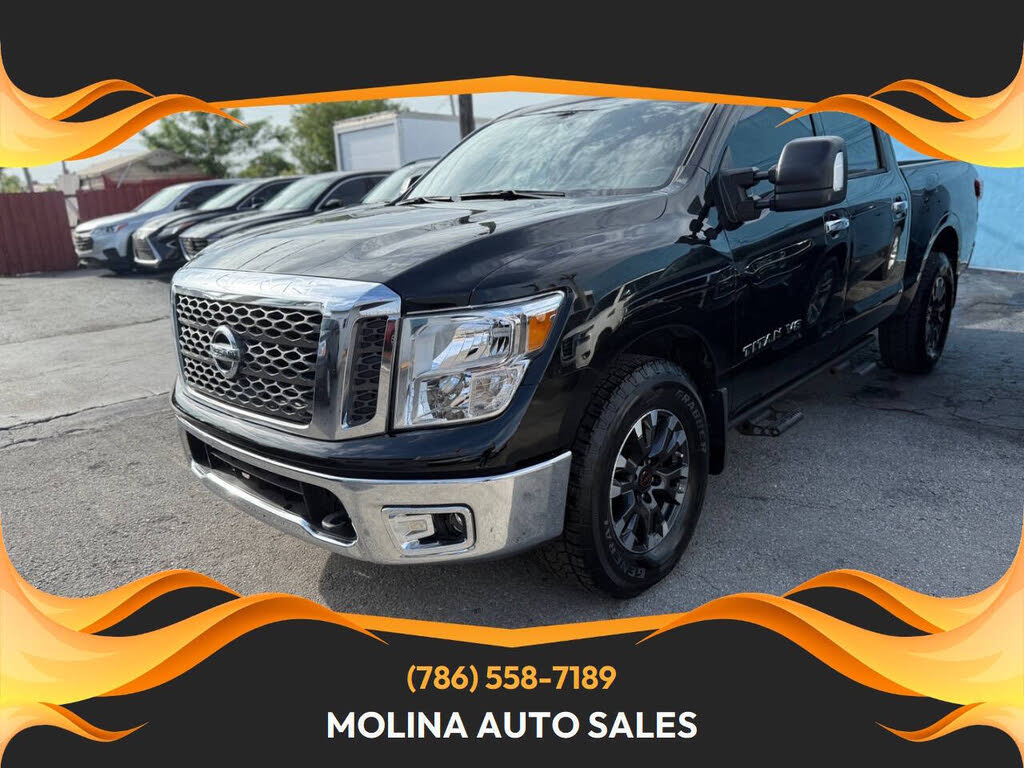 2018 Nissan Titan SV Crew Cab 4WD
