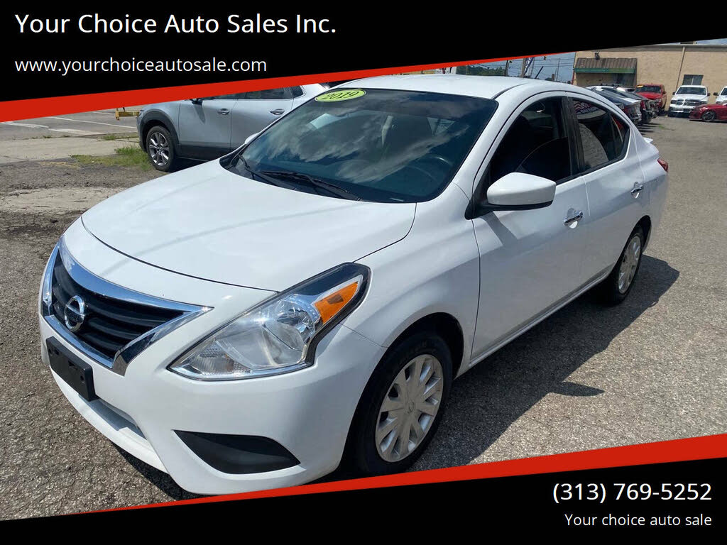 2019 Nissan Versa SV FWD