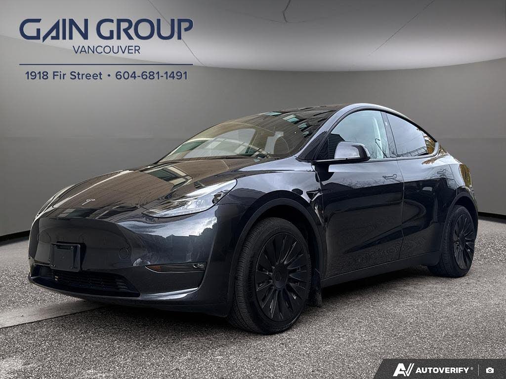 Tesla Model Y Long Range AWD 2024