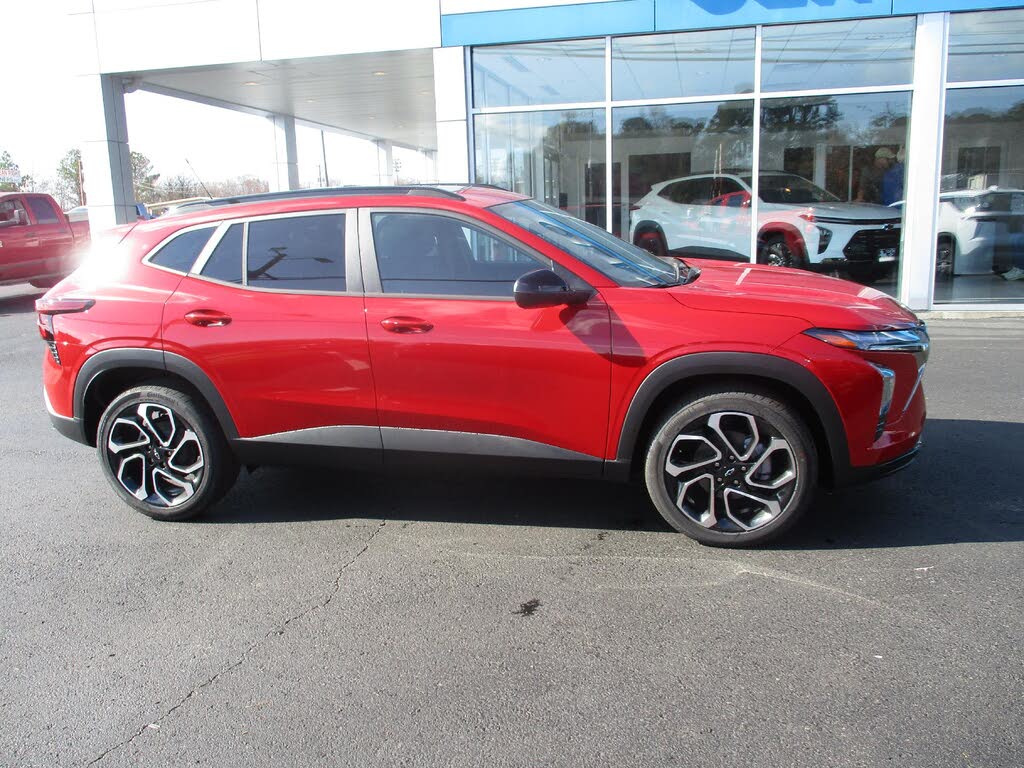 2026 Chevrolet Trax RS with 2RS FWD