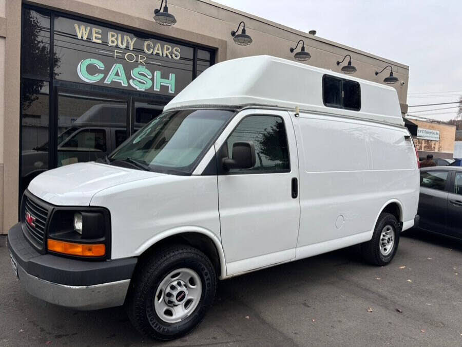 2008 GMC Savana Cargo 3500