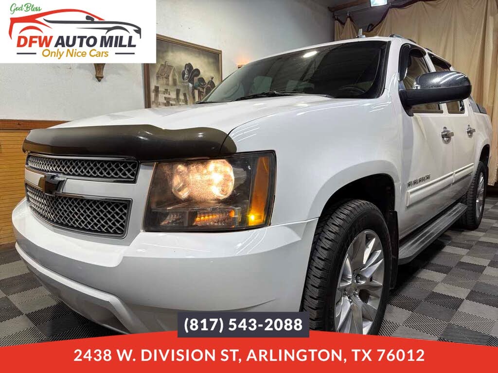 2012 Chevrolet Avalanche LT RWD