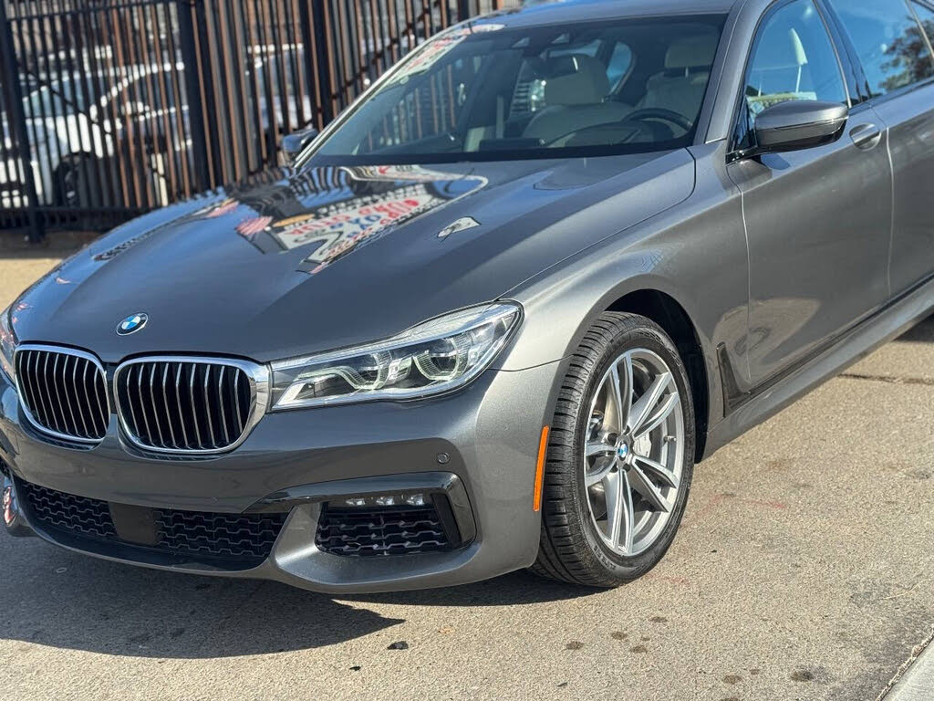 2018 BMW 7 Series 750i RWD
