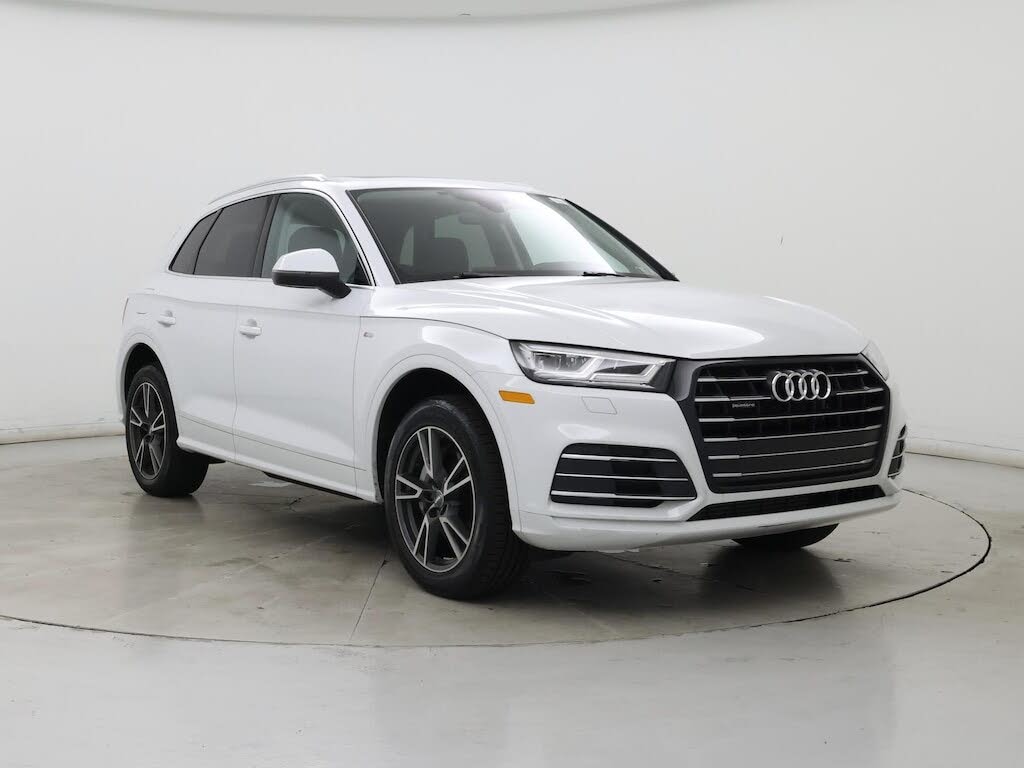 2020 Audi Q5 Hybrid Plug-in e quattro Premium Plus 55 TFSI AWD