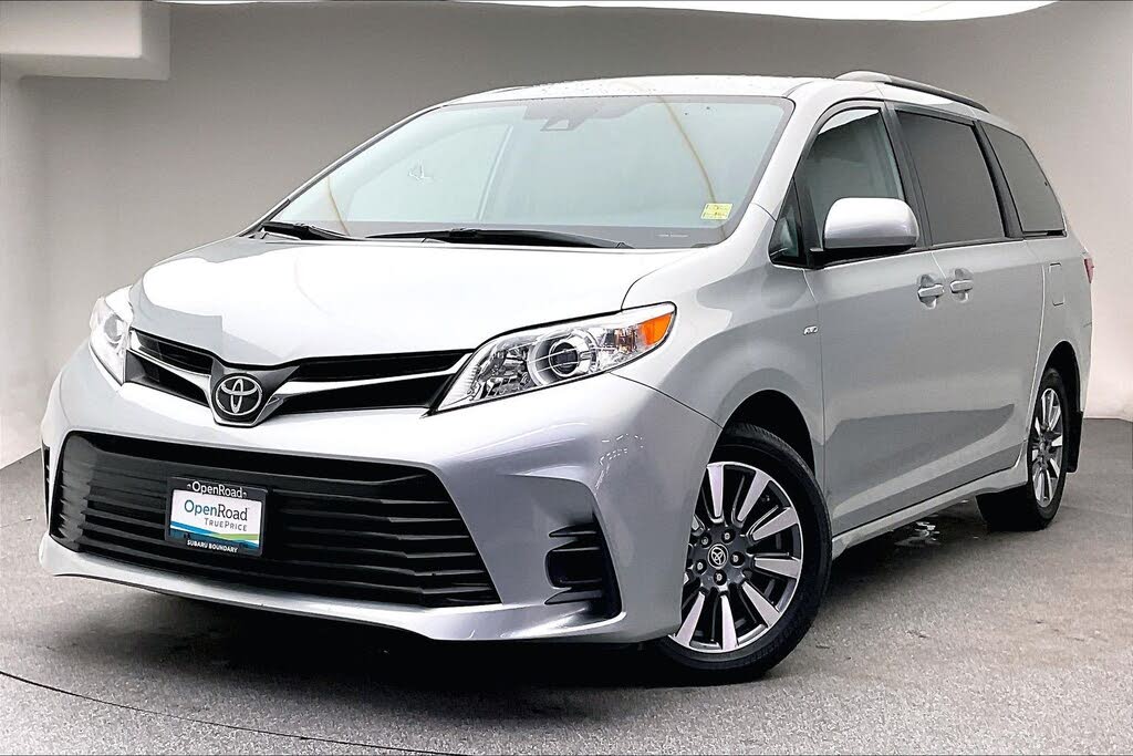 2020 Toyota Sienna LE 7-Passenger AWD