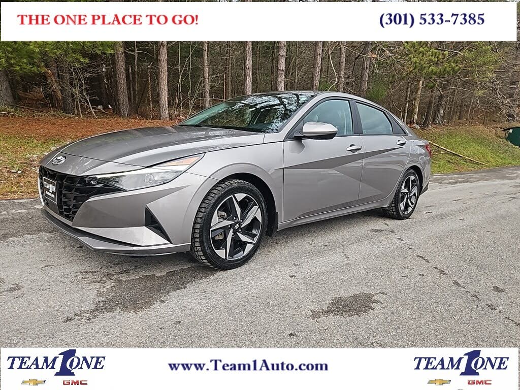 2023 Hyundai Elantra SEL FWD