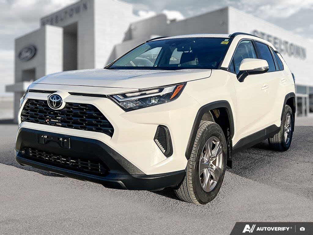 2023 Toyota RAV4 XLE AWD