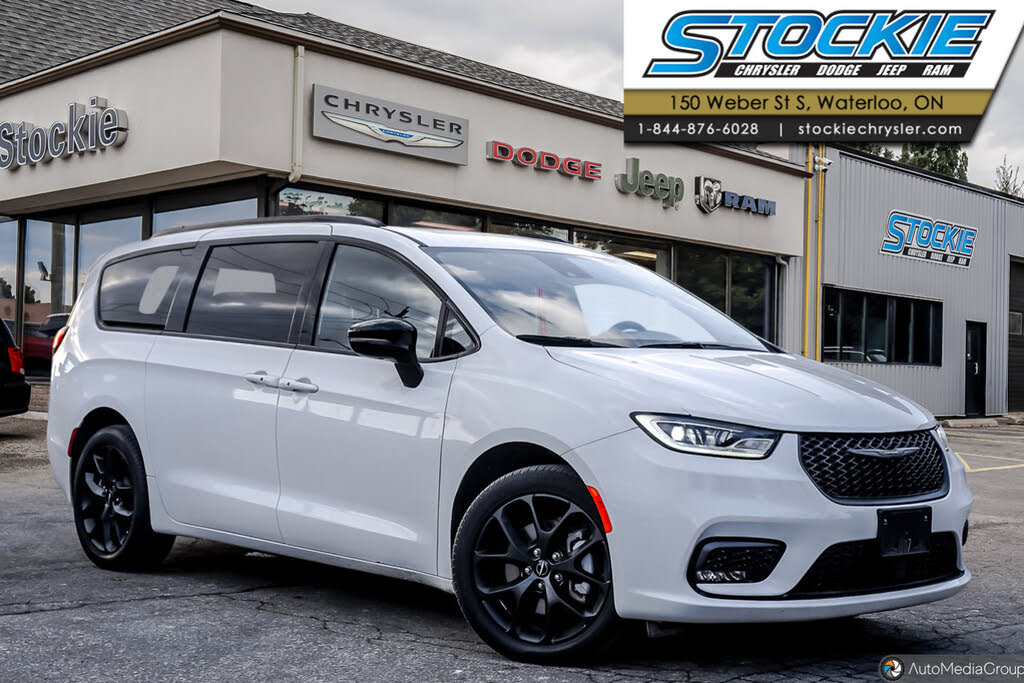 Chrysler Pacifica Limited AWD 2024