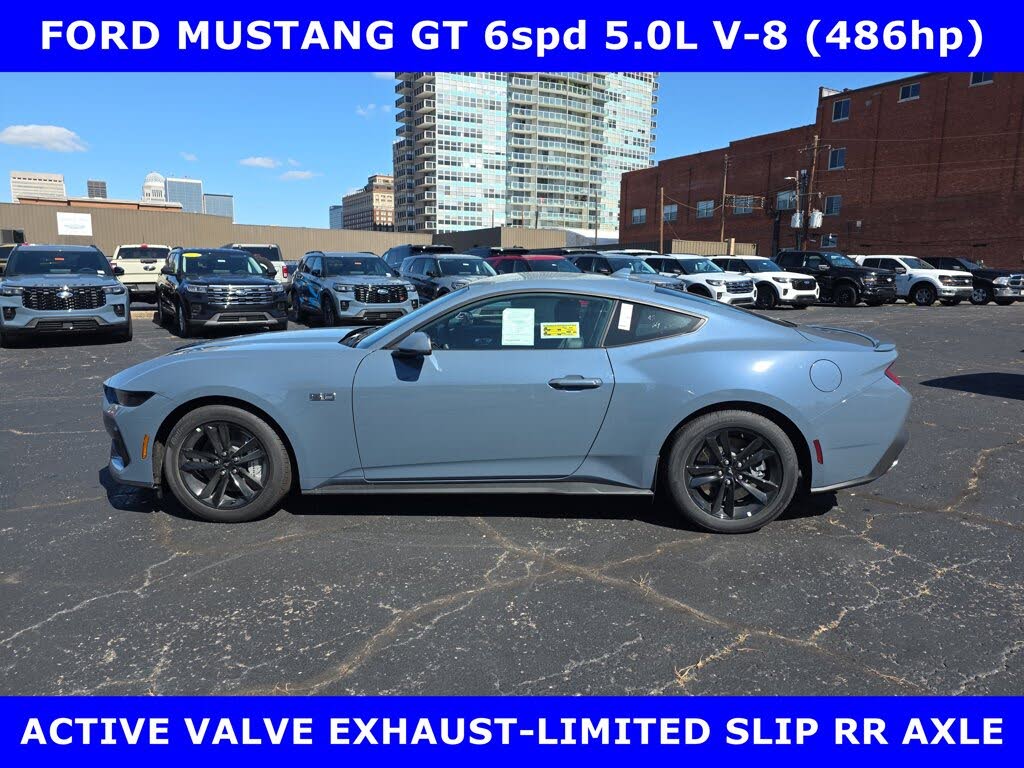 2025 Ford Mustang GT Fastback RWD