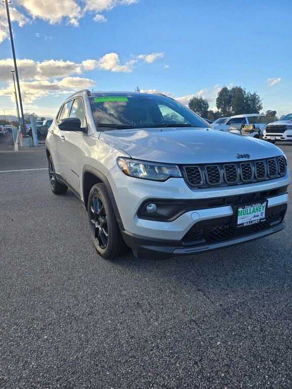 2026 Jeep Compass Latitude Altitude 4WD