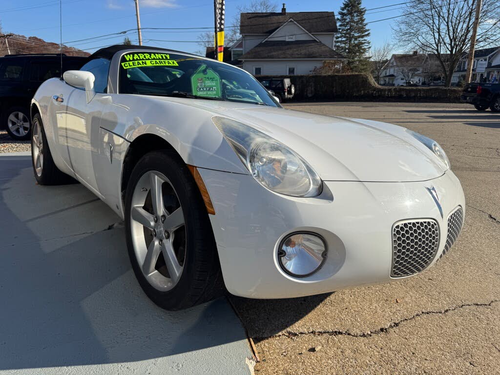 2009 Pontiac Solstice Base