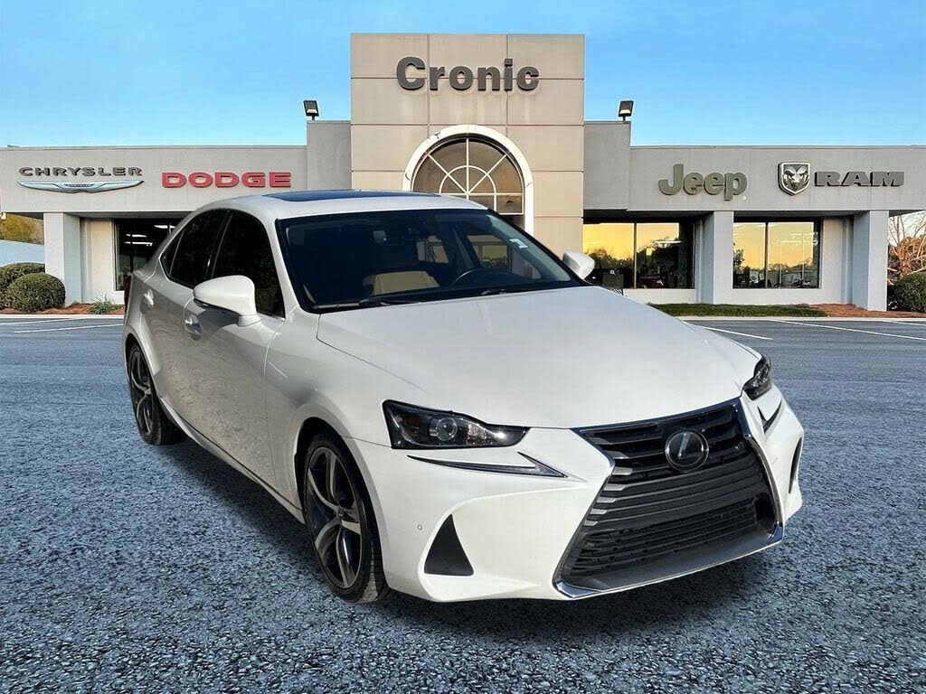 2018 Lexus IS 300 RWD