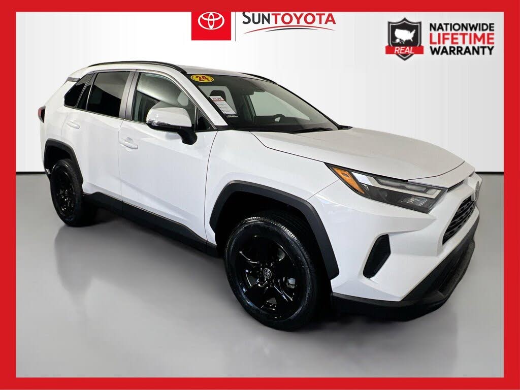 2024 Toyota RAV4 XLE FWD