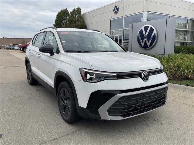 2025 Volkswagen Taos S FWD