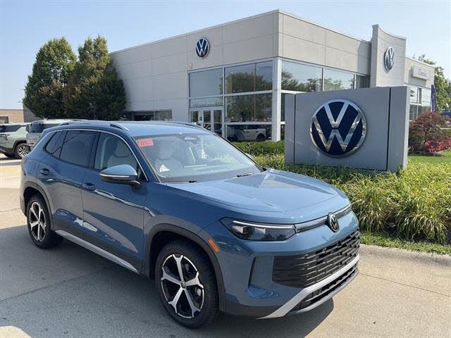 2025 Volkswagen Tiguan SE FWD