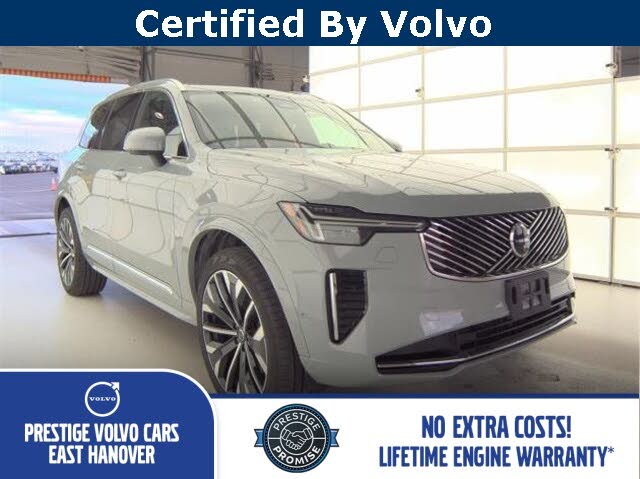 2025 Volvo XC90 B5 Plus Bright Theme 7-Passenger AWD