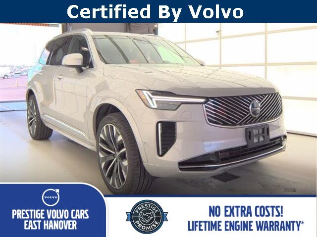 2025 Volvo XC90 B5 Plus Bright Theme 7-Passenger AWD