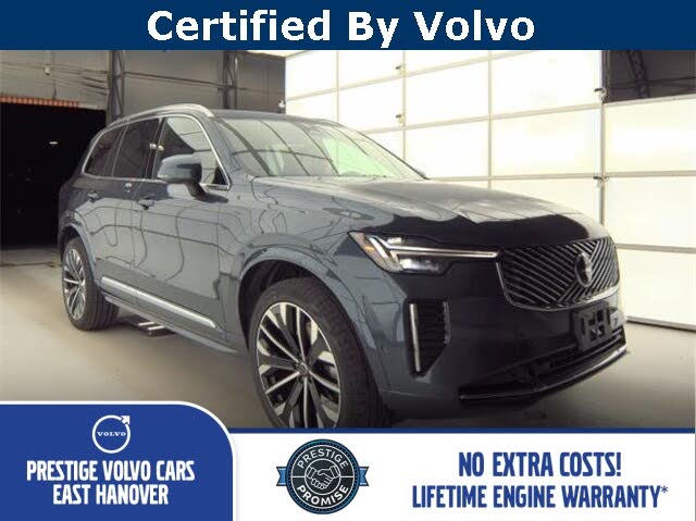 2025 Volvo XC90 B5 Plus Bright Theme 7-Passenger AWD