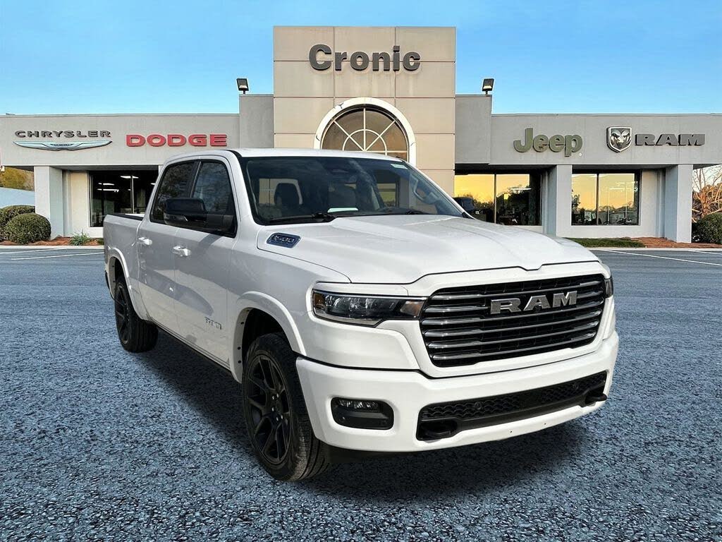 2026 RAM 1500 Laramie Crew Cab 4WD