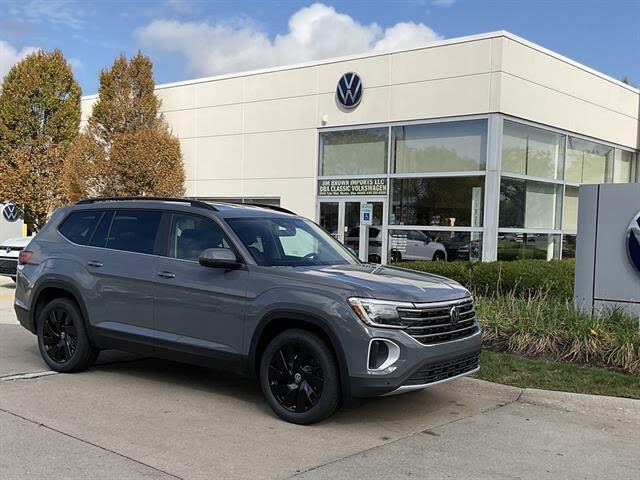 2026 Volkswagen Atlas SE 4Motion with Technology