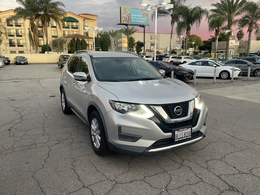 2019 Nissan Rogue SV FWD