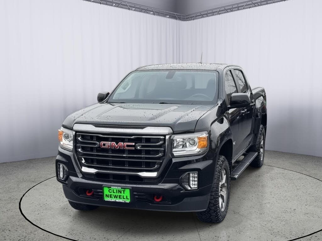2022 GMC Canyon AT4 Crew Cab 4WD with Cloth
