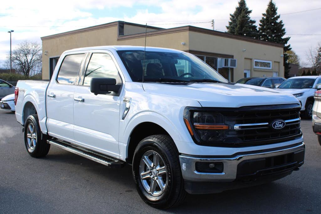 Ford F-150 XLT SuperCrew 4WD 2024