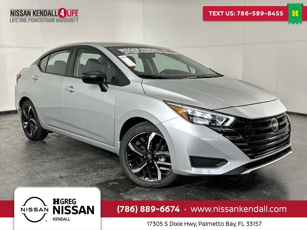 2025 Nissan Versa SR FWD