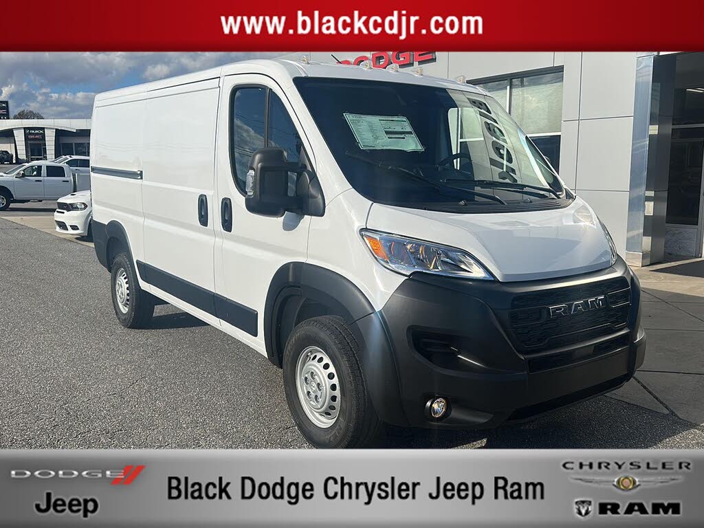 2026 RAM ProMaster 1500 Tradesman 136 Low Roof Cargo Van FWD