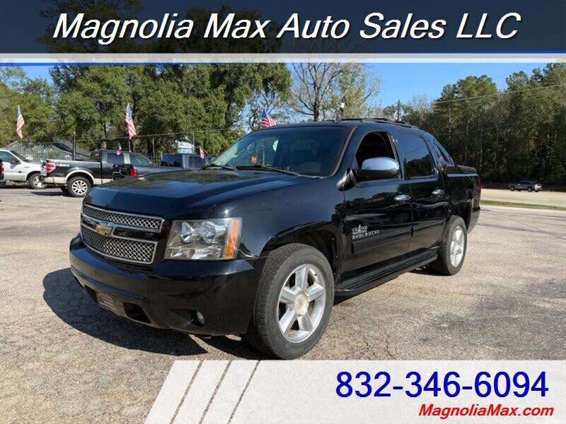 2011 Chevrolet Avalanche LT RWD