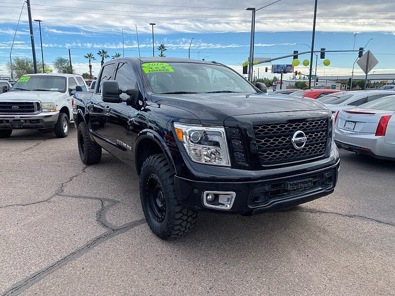 2018 Nissan Titan PRO-4X Crew Cab 4WD