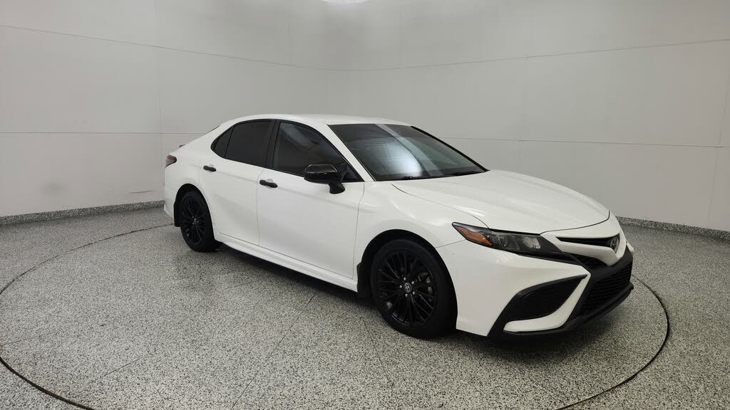 2021 Toyota Camry SE Nightshade FWD