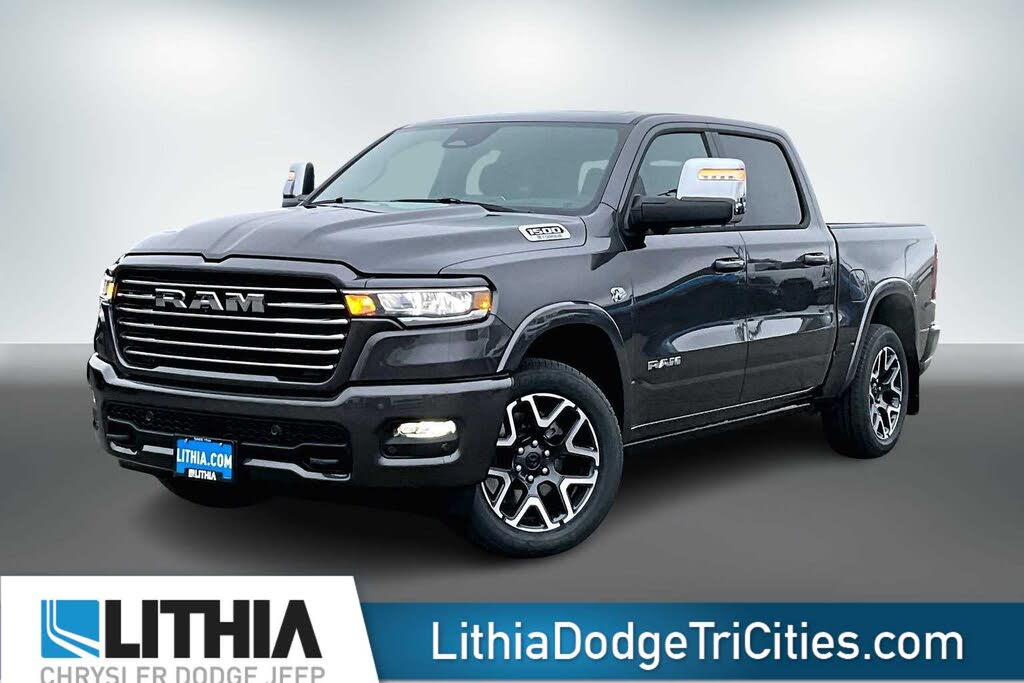 2026 RAM 1500 Laramie Crew Cab 4WD