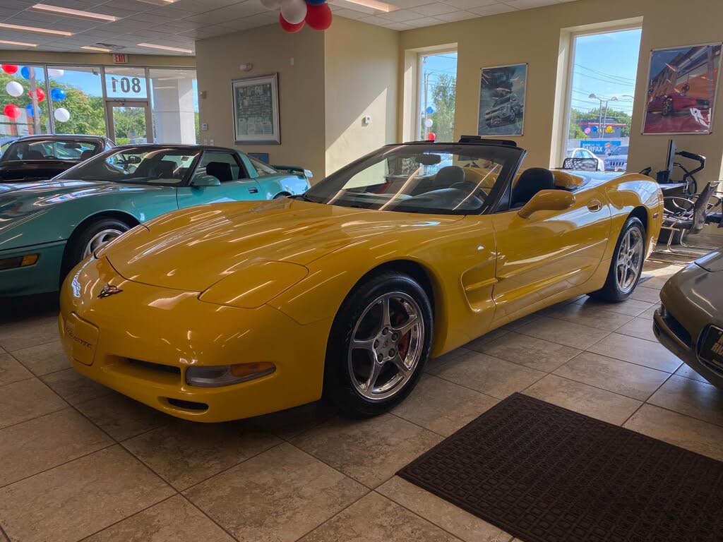 2000 Chevrolet Corvette Convertible RWD