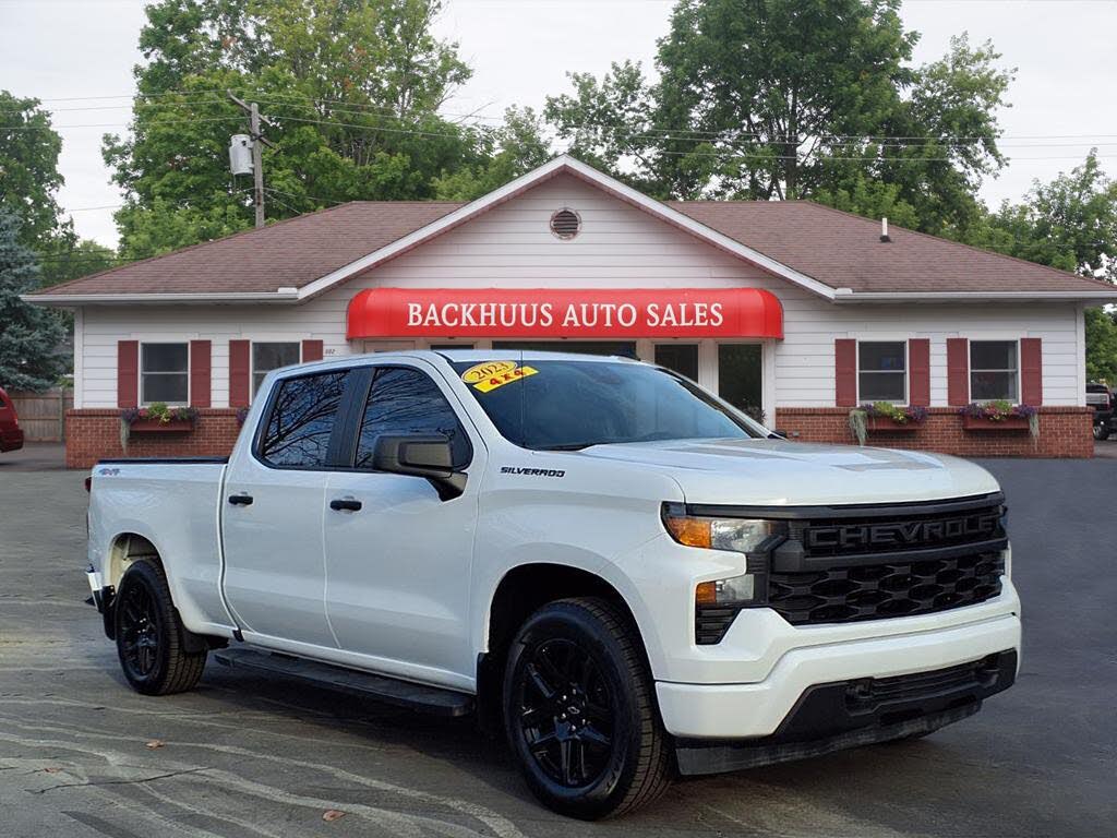 2023 Chevrolet Silverado 1500 Custom Crew Cab 4WD