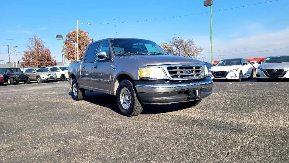 2002 Ford F-150 King Ranch Crew Cab SB