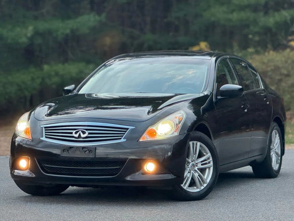 2011 INFINITI G37 x Sedan AWD