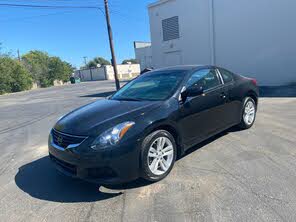Nissan Altima Coupe 2.5 S