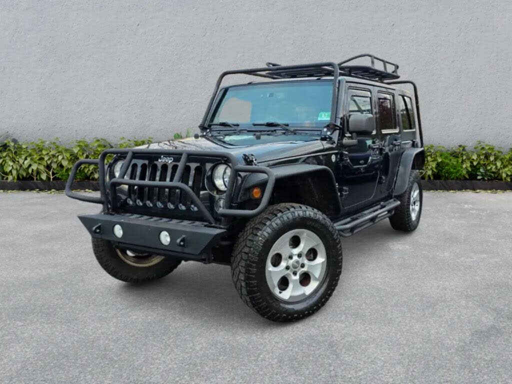 2014 Jeep Wrangler Unlimited Sahara 4WD