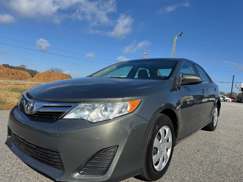 2014 Toyota Camry LE