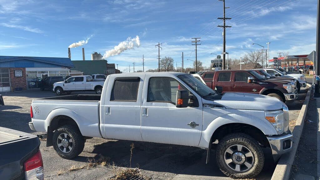 2015 Ford F-350 Super Duty Lariat Crew Cab 4WD