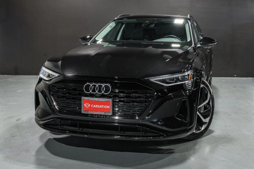 2024 Audi Q8 e-tron quattro Premium Plus AWD