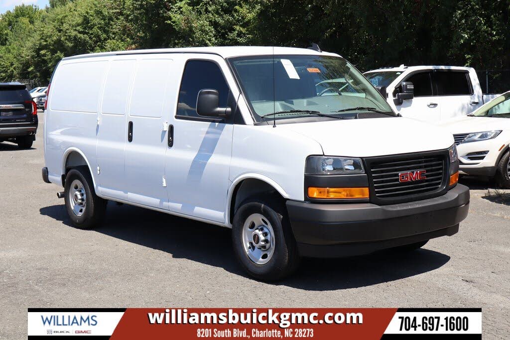2025 GMC Savana Cargo 2500 RWD