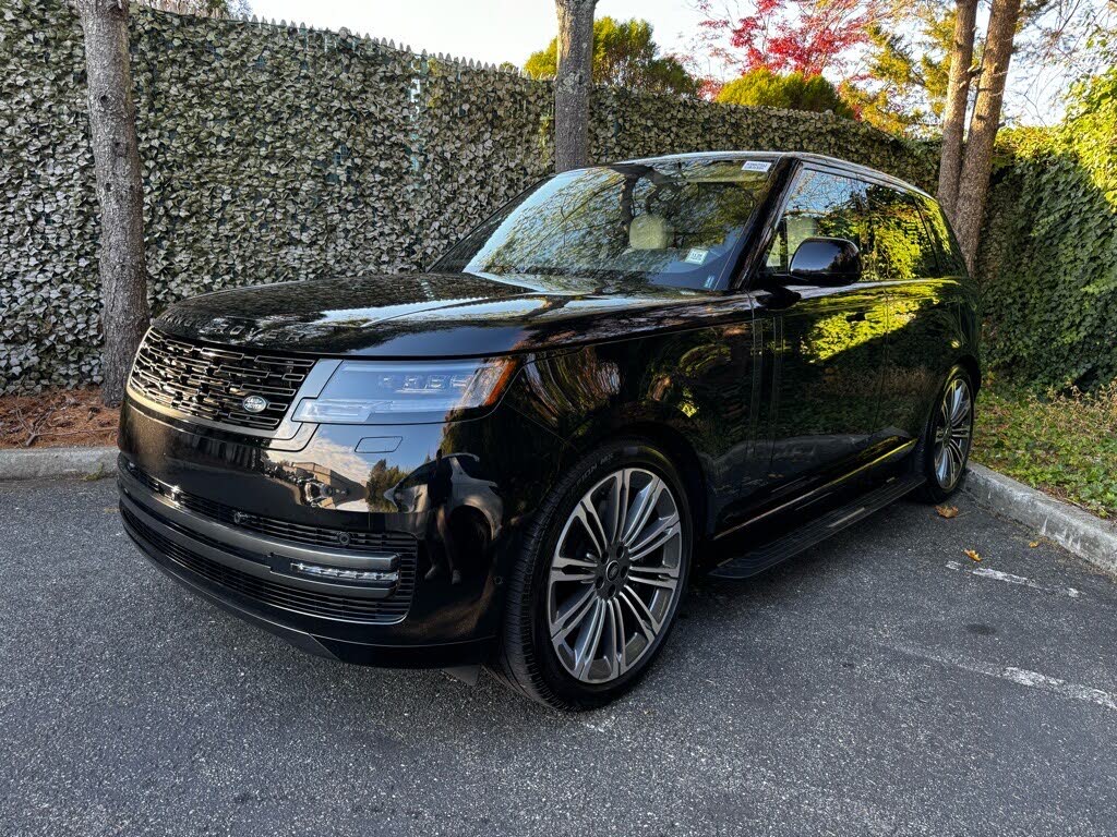 2025 Land Rover Range Rover P530 SE AWD
